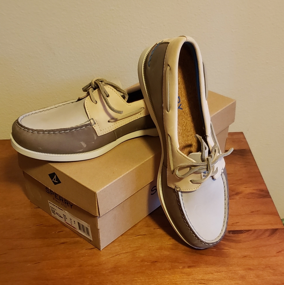 Speery Top Sider Cream & Tan Womens Boat Shoe Loafer
